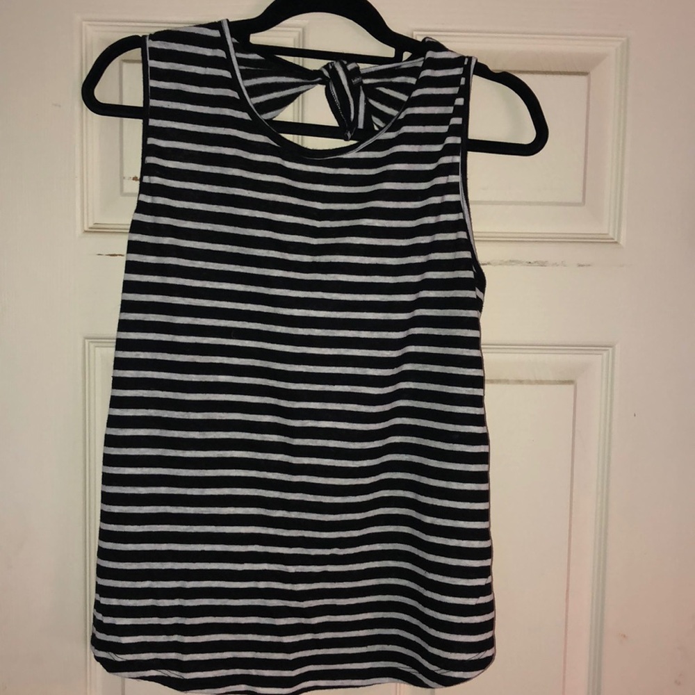 Tank top. Old Navy